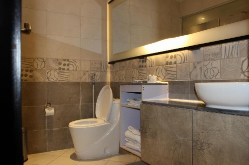 Monarch Hotel image 23