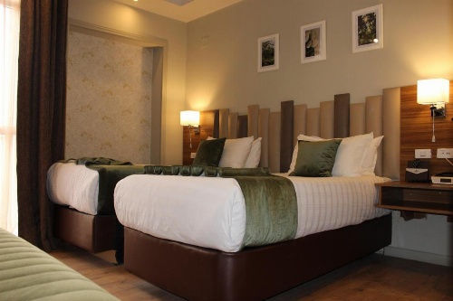 Monarch Hotel image 24