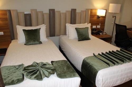 Monarch Hotel image 25