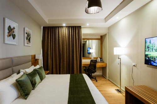 Monarch Hotel image 28