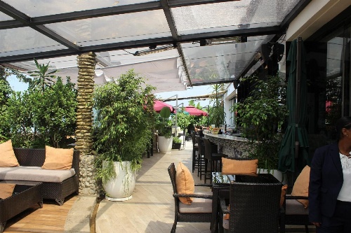 Monarch Hotel image 3